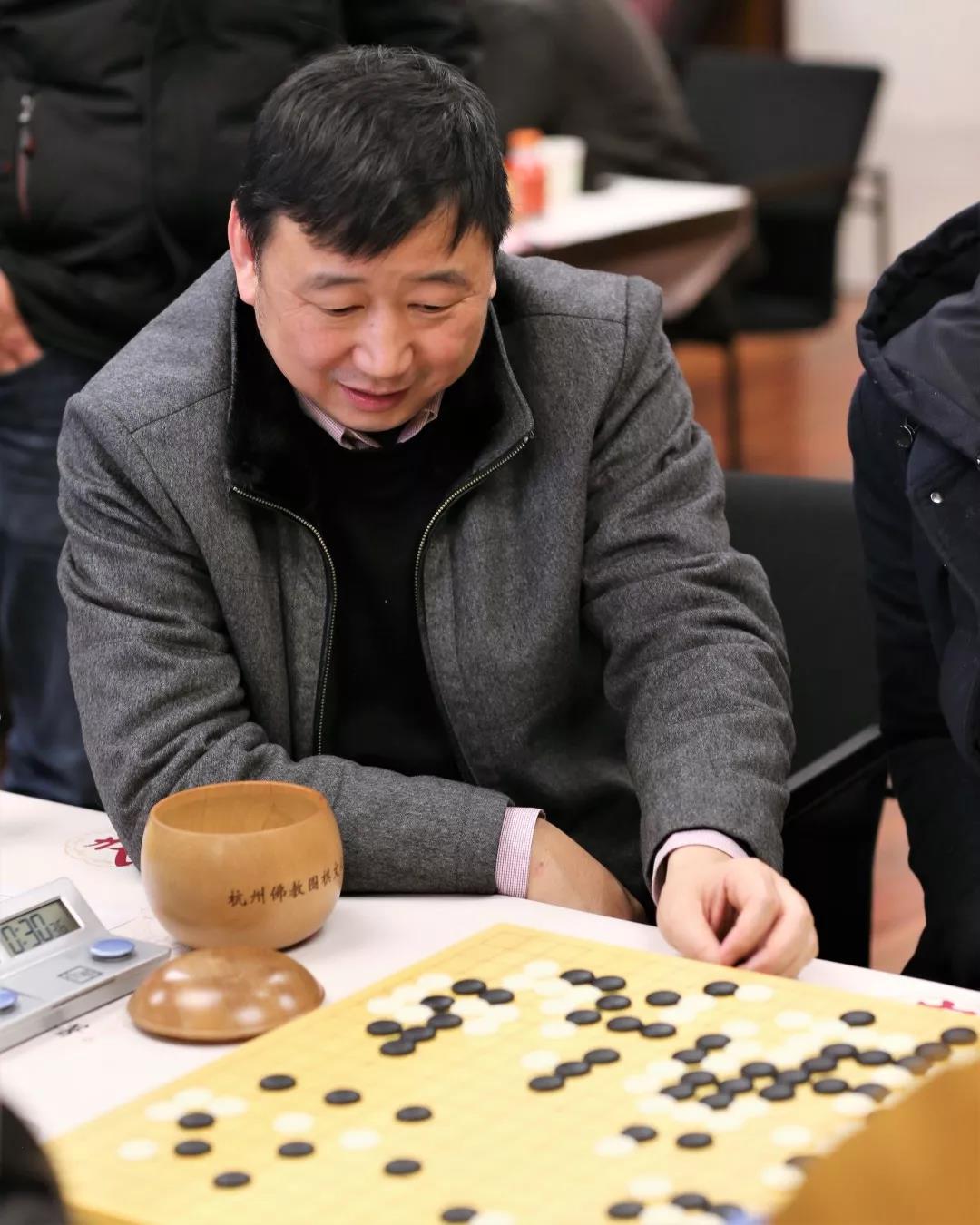 湾区圣母大学_英超慈善盾杯开幕_“体彩杯”湾区大学生围棋联赛深技大开幕！